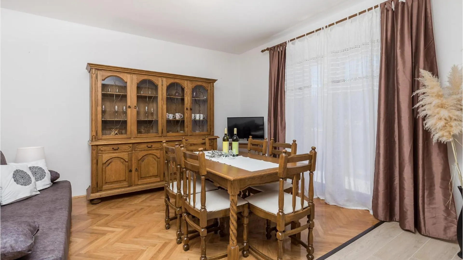 2 Bedroom Awesome Apartment In Pag Pag Town Kroatien