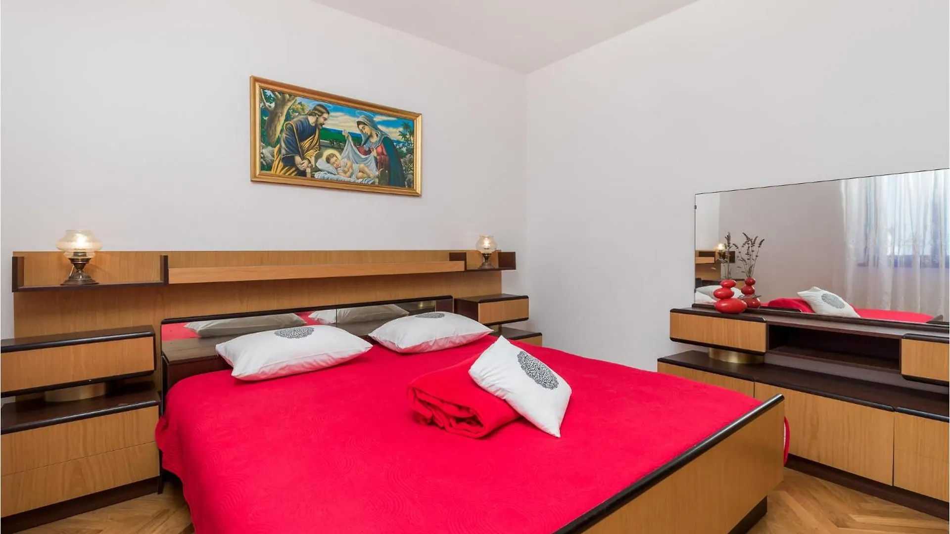 פג 2 Bedroom Awesome Apartment In Pag